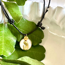 Cargar imagen en el visor de la galería, Amelia - Virgen Niña