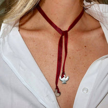 Cargar imagen en el visor de la galería, Elizabeth- Espíritu Santo