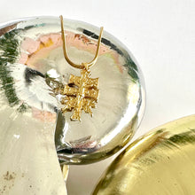 Cargar imagen en el visor de la galería, Paulette - Cruz de Caravaca