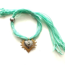 Cargar imagen en el visor de la galería, Jasmine - Sagrado Corazón