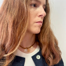 Cargar imagen en el visor de la galería, Geraldine - Virgen Niña - Espíritu Santo