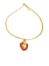 Cargar imagen en el visor de la galería, colgante - corazon -Sagrado- Jesus- collar -hematies dorado-joyería - bisutería - religiosa - cristiana - católica - paloma -  espíritu santo - Ocean Su