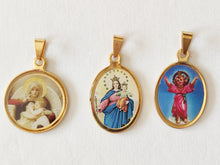 Cargar imagen en el visor de la galería, Angela - La Virgen y el Niño