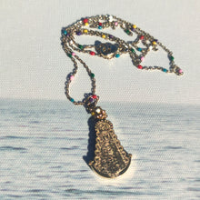 Cargar imagen en el visor de la galería, colgante-virgen-pilar-grabada-cadena-bañada-oro-bolitas -joyería-bisutería-religiosa-cristiana-católica-paloma-espíritu santo-Ocean Su